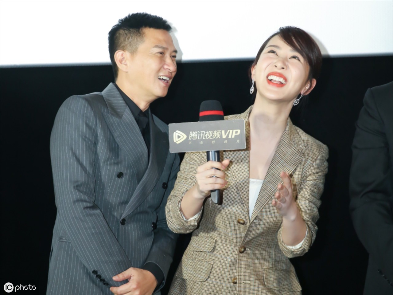 杨紫 张家辉(图片来自 ic photo)2019年5月25日,上海,杨紫出席活动