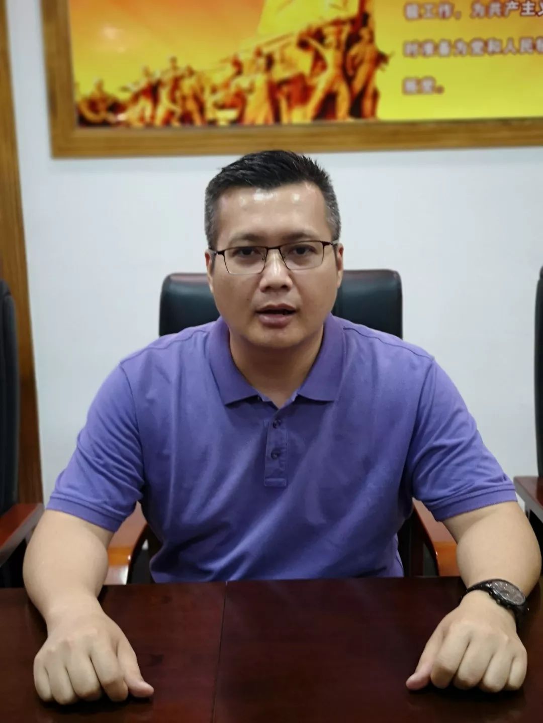 黄子年校长,杨义龙副校长,黄焕邦副主任,李从高老师在