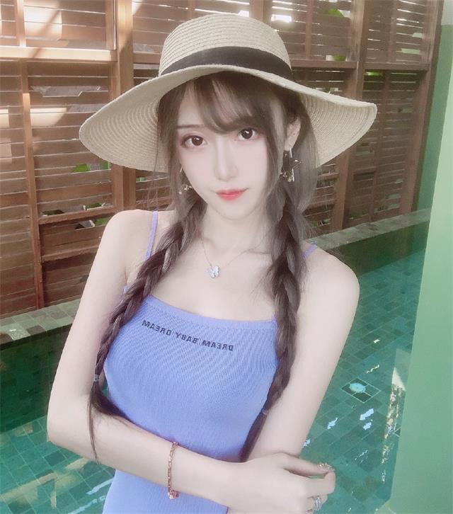 腐团儿通过这次的二路解说活动,人气得到了很大的提升