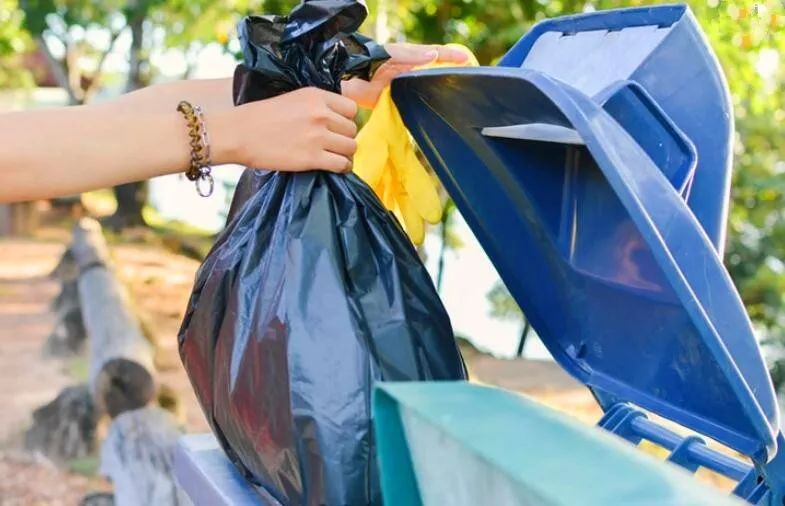 扔个垃圾罚款13000元工业固废生活垃圾随意处置的注意了