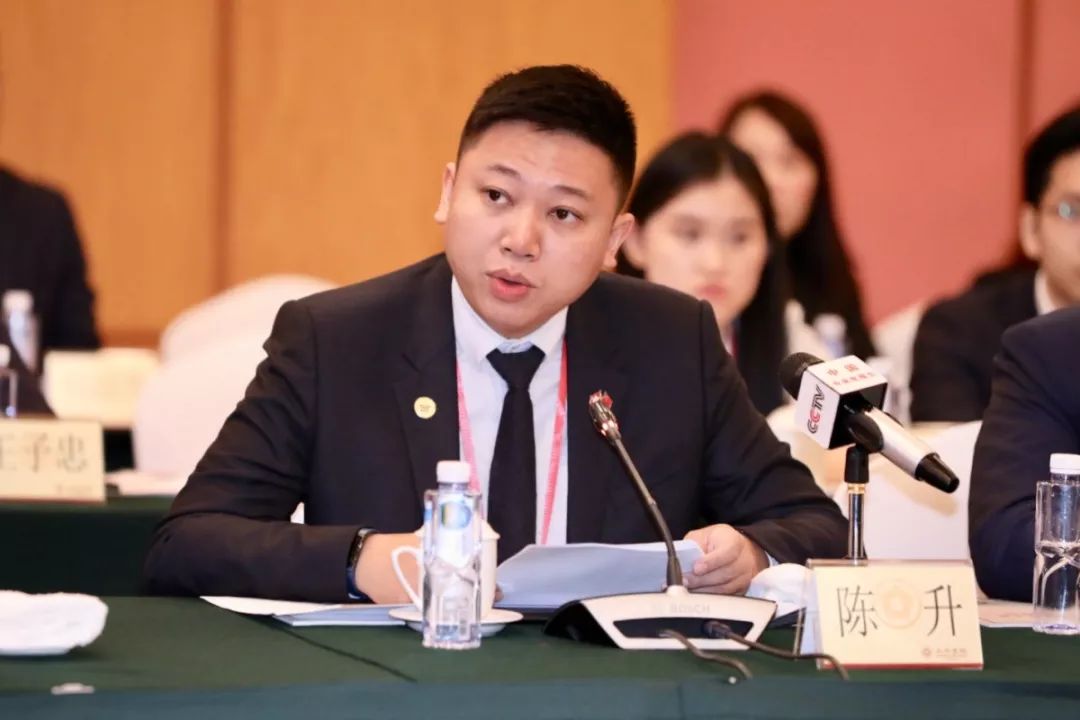 香港青年畅谈在深学习就业创业体会希望香港青年来深圳走走创创