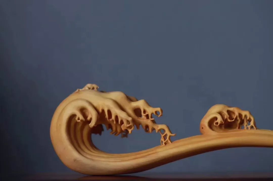 黄杨木雕|如意 | 笔架如人之意,如潮翻,如浪卷如禅之意,如行影,如林深