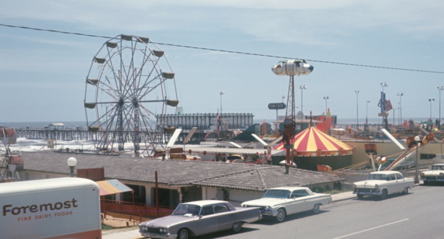 今后两年内,家电企业会掀起一轮退群国美苏宁连锁卖场潮吗?-家电圈官网