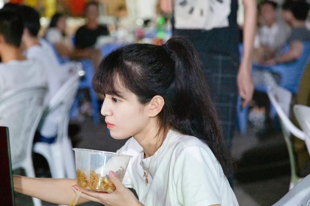 文儿回归直播,线下歌唱的怎么样?