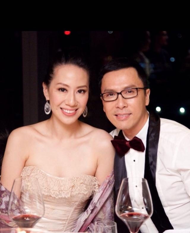 汪诗诗晒一大波旧照庆祝与甄子丹结婚16周年恩爱如初