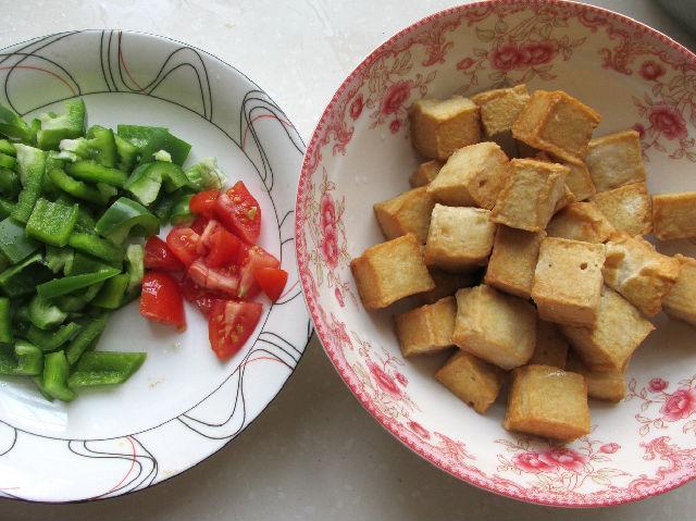 魚豆腐這樣做, 不僅顏色好看, 而且美味好吃