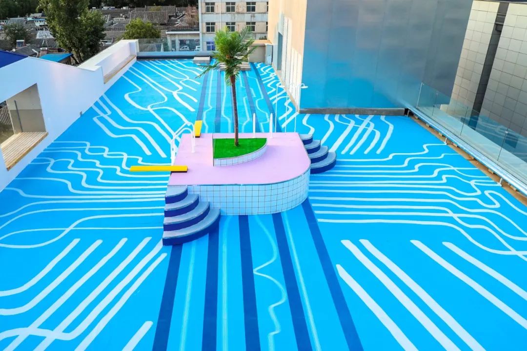 大卫霍克尼大水花开幕北京新文化地标诞生