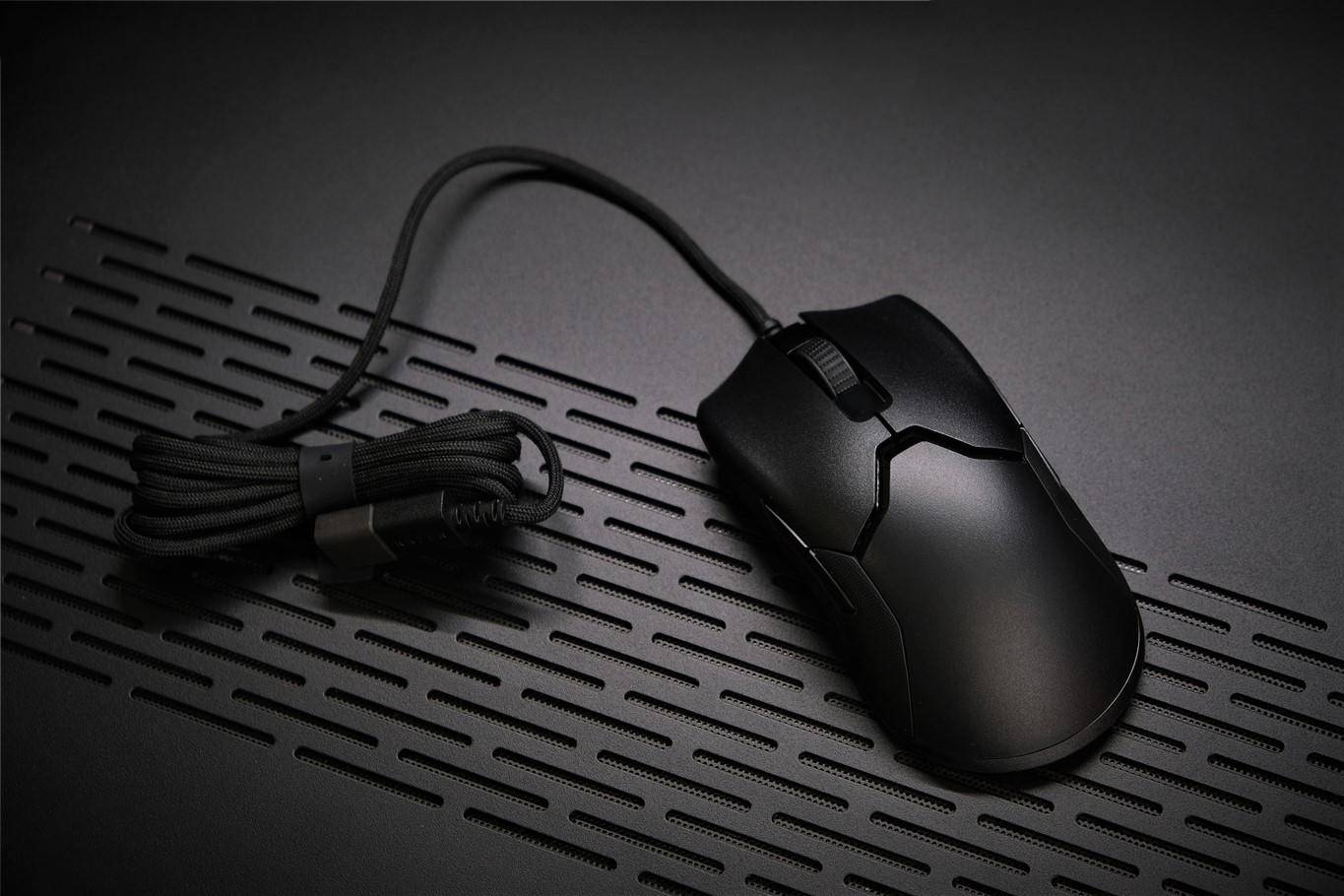 这个鼠标有个色色的名字雷蛇razer毒蝰69蛇鼠标