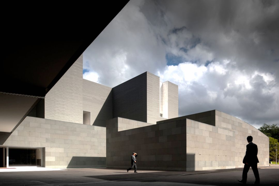 ciff上海虹桥世界建筑大师阿尔瓦罗西扎最新力作即将亮相中国家博会