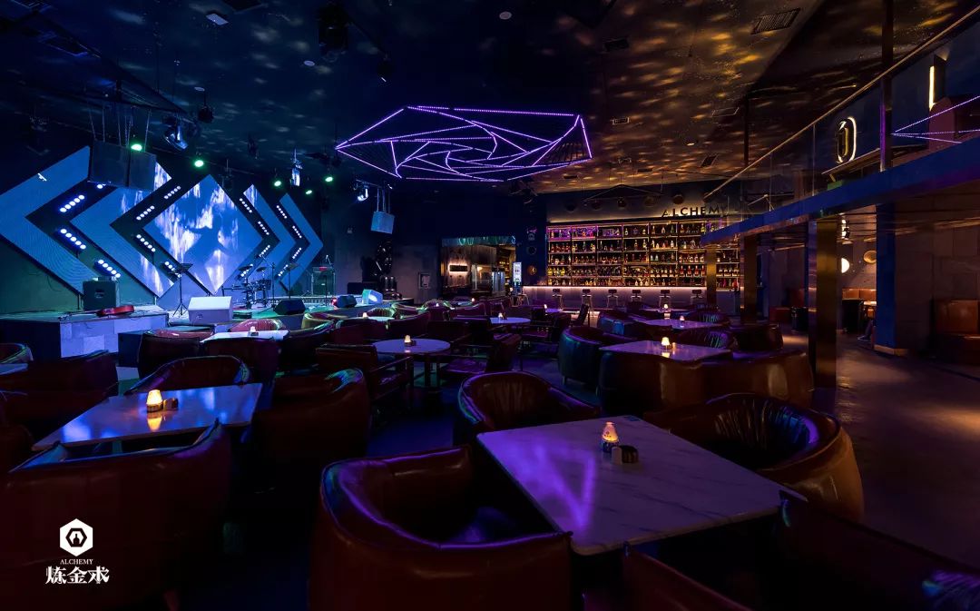 探寻银川最神秘的酒吧,感受黑暗的极致魅力