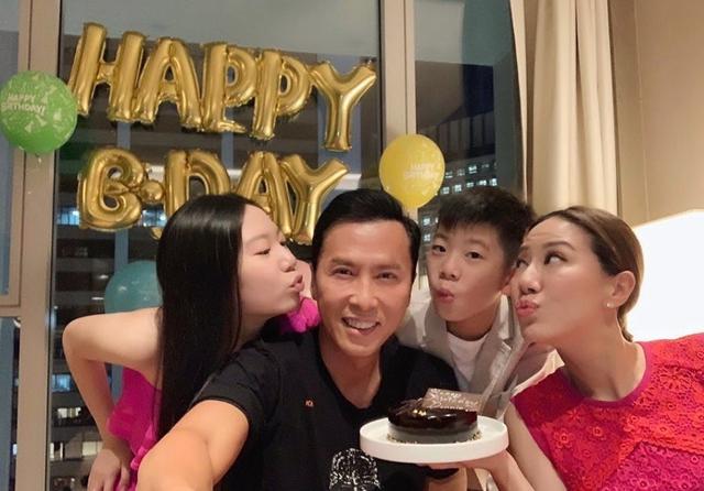 汪诗诗晒一大波旧照庆祝与甄子丹结婚16周年恩爱如初