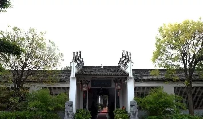 富华山庄一个让人始于颜值陷于美味的地方