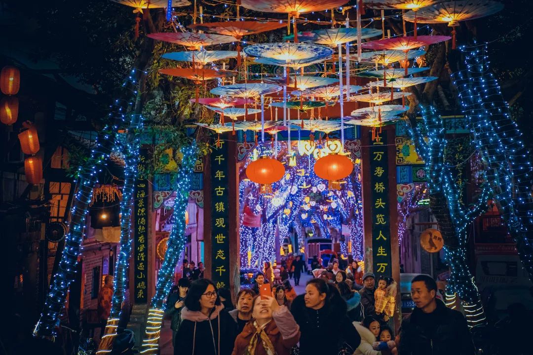 巴渝风大隐于市邂逅千年古镇红色文化