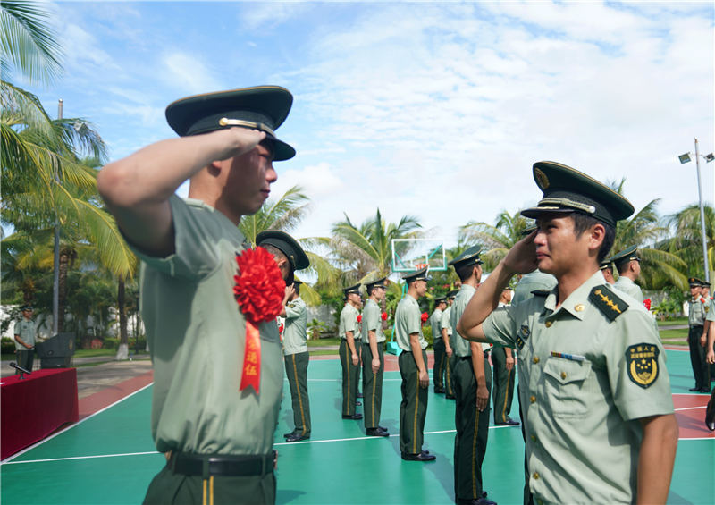 海南三亚武警支队长图片