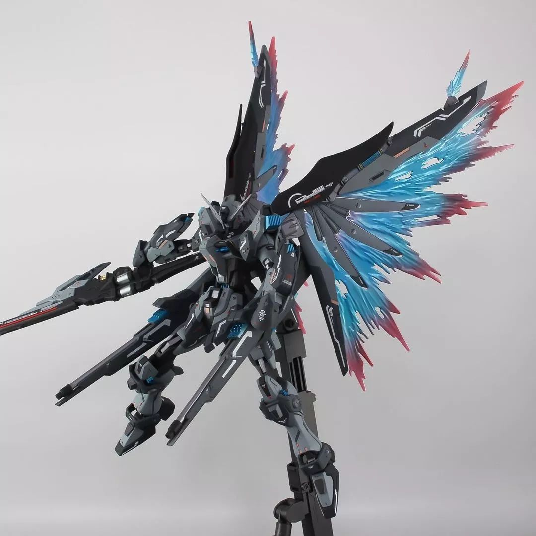 命运高达灰黑原型机配色你可想得到它是hg