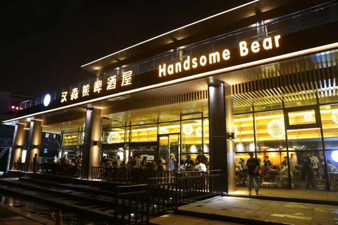 全是人高邮这家网红小酒馆刷爆了朋友圈