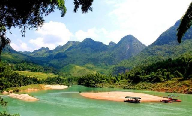 杜鵑之鄉吉祥長順杜鵑湖杜鵑湖神泉谷景區白雲山威遠青龍山中國觀賞石