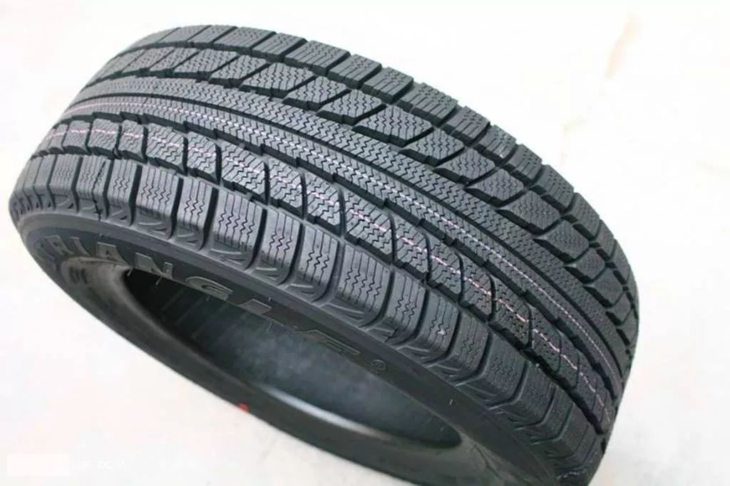 千里之行始于足下轮胎花纹的奥秘