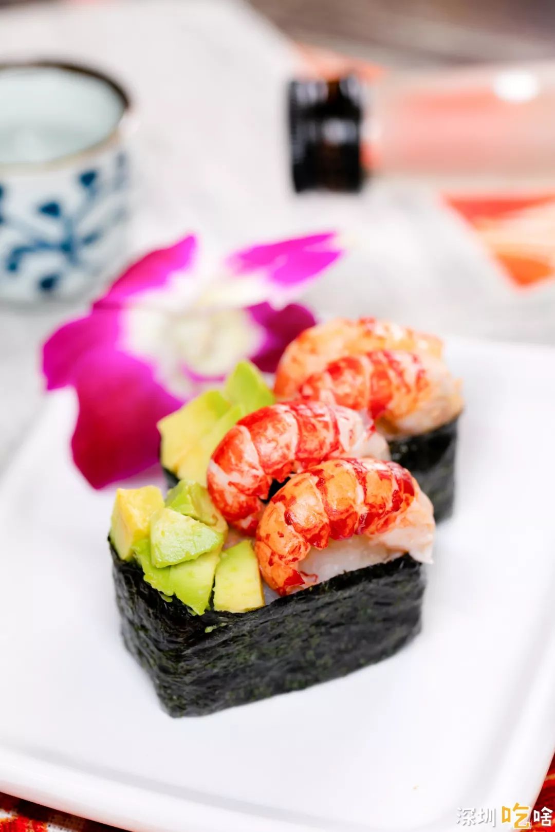 深圳惊现小龙虾寿司还有臭臭寿司和半价一起来了