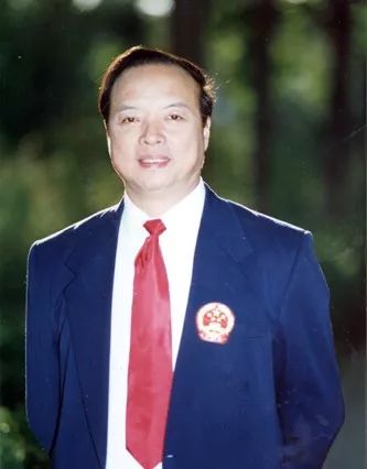 曾乃梁老师辅导高佳敏曾乃梁老师辅导林秋萍曾乃梁老师辅导王二平