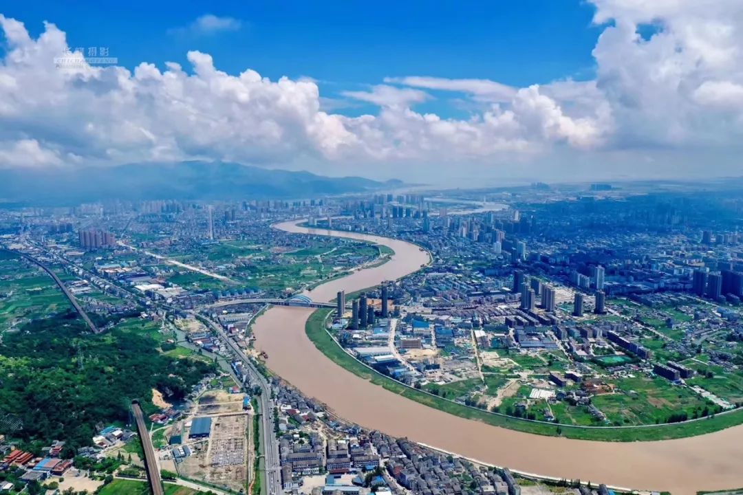 【首发】潮涌龙港———超好听的歌曲献礼龙港设市成功!_池长峰