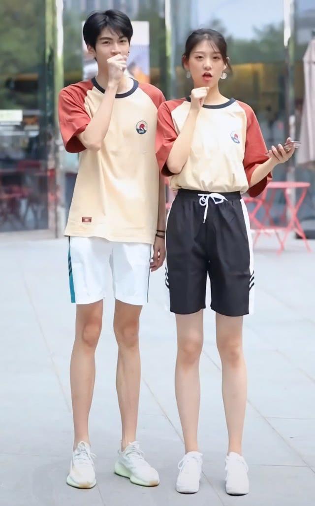 有种秀恩爱叫"男生抢女友裤子穿",00后:90后的爱情甜炸了