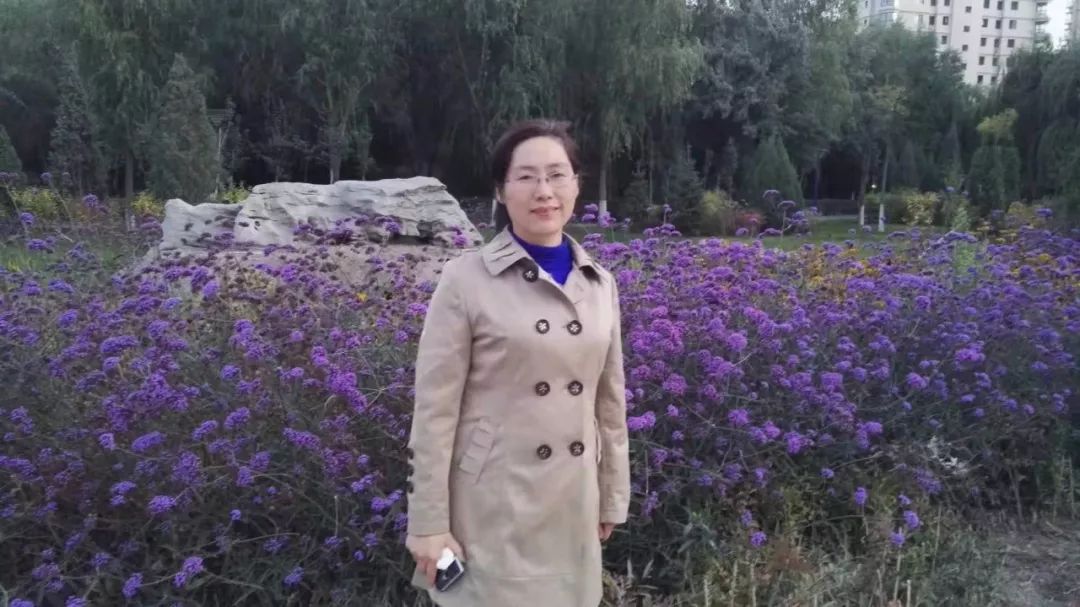 刘军兰同志从事临床病理诊断25年来,坚持开展多项新技术新项目并多项