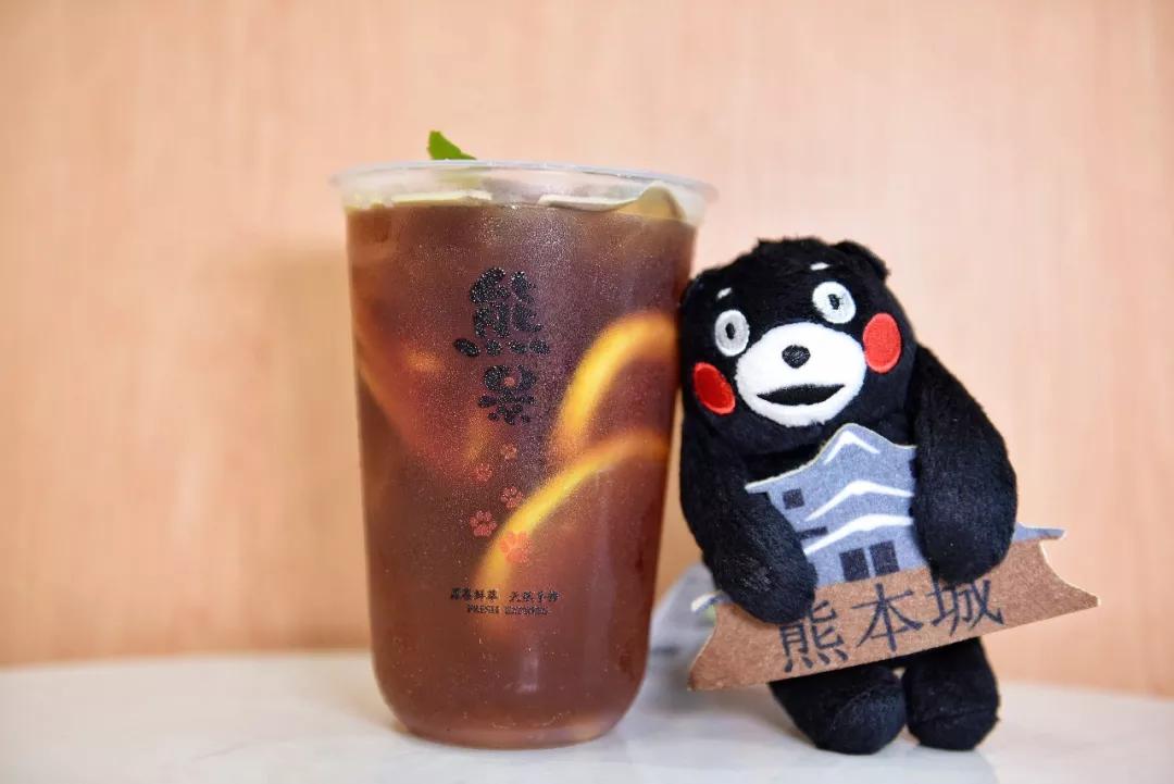 第①家熊本熊の奶茶屋惊现成都各位小阔爱请签收