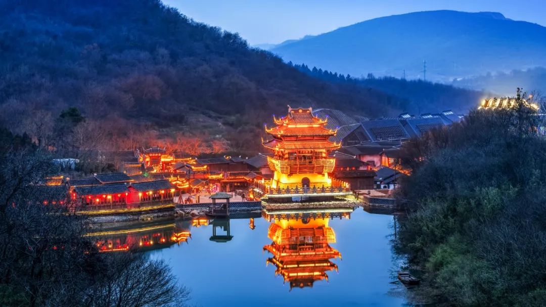 中秋小众去处中秋祈福月饼篝火晚会灯火古镇句容宝华山总有你的小欢喜