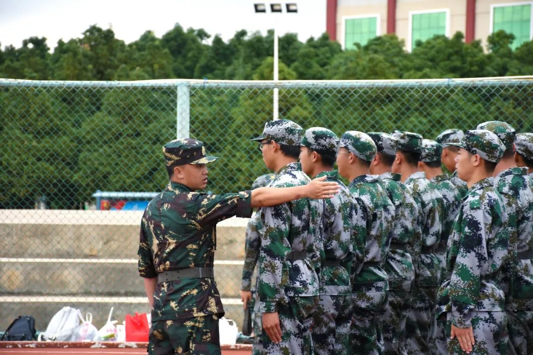 军训特辑是教官