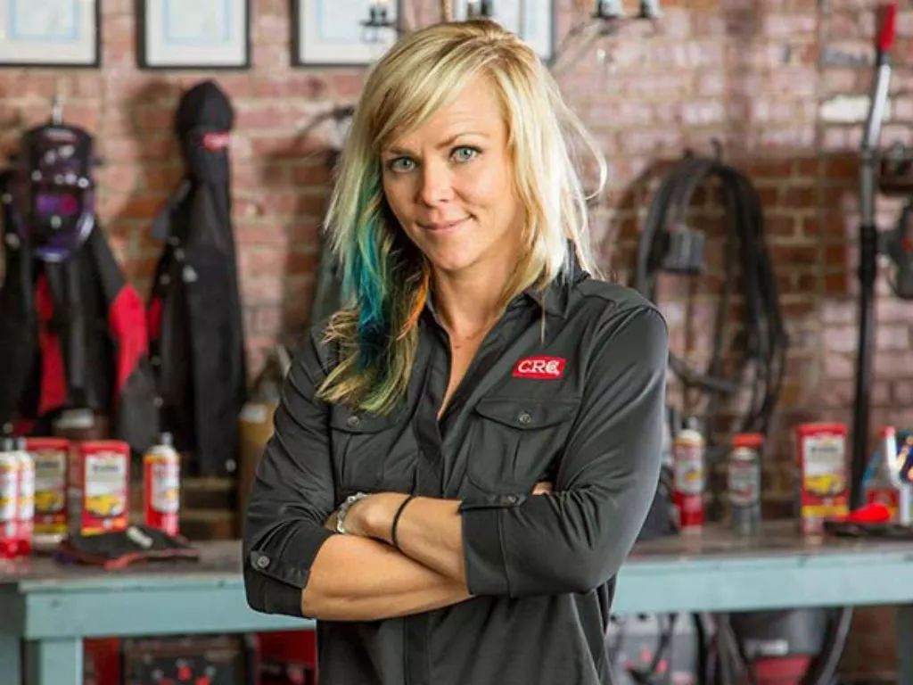 美国传奇女赛车手,电视名人杰西 库布斯-jessi combs于当地时间8月27