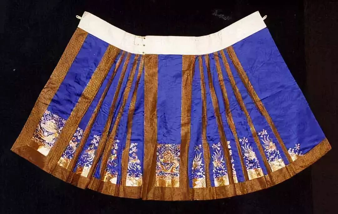 时代风情清代女裙之美