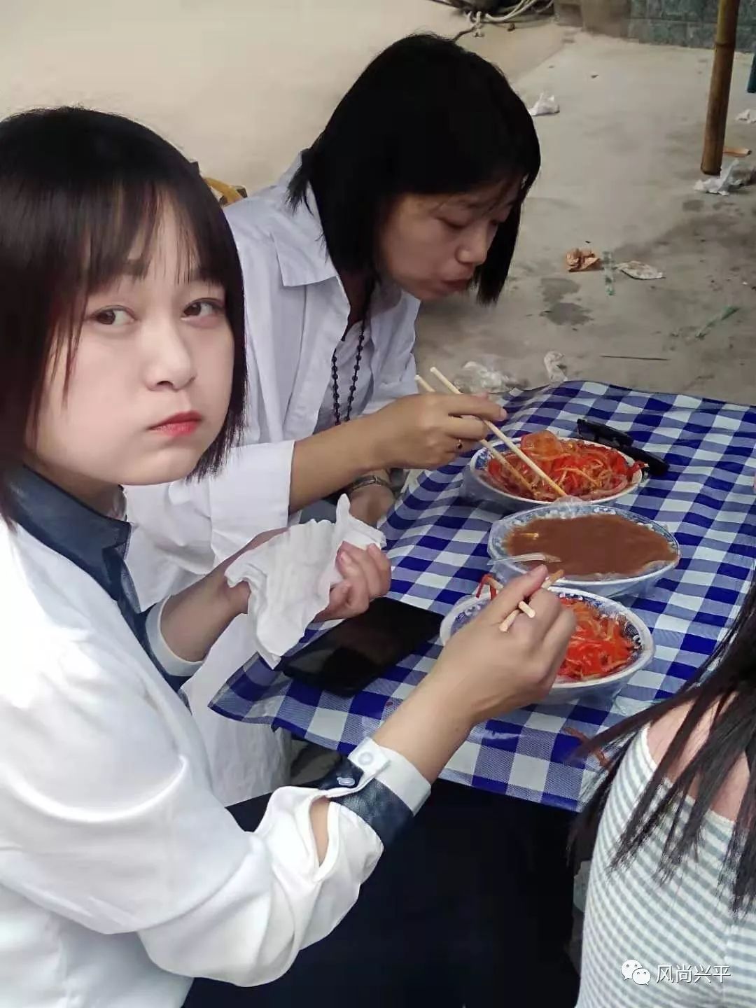 兴平八月二 从昨晚到今天_妇女