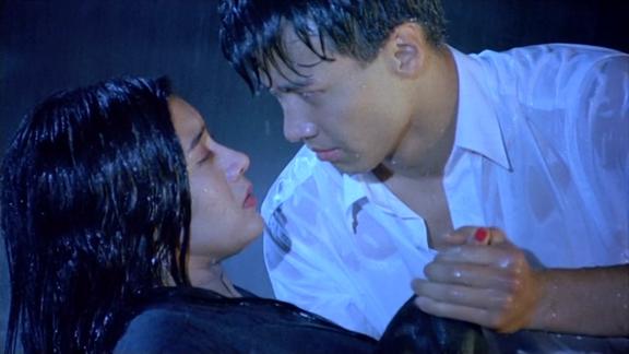 李嘉欣最美的一部电影和黎明雨中相恋却遭张耀扬阻拦