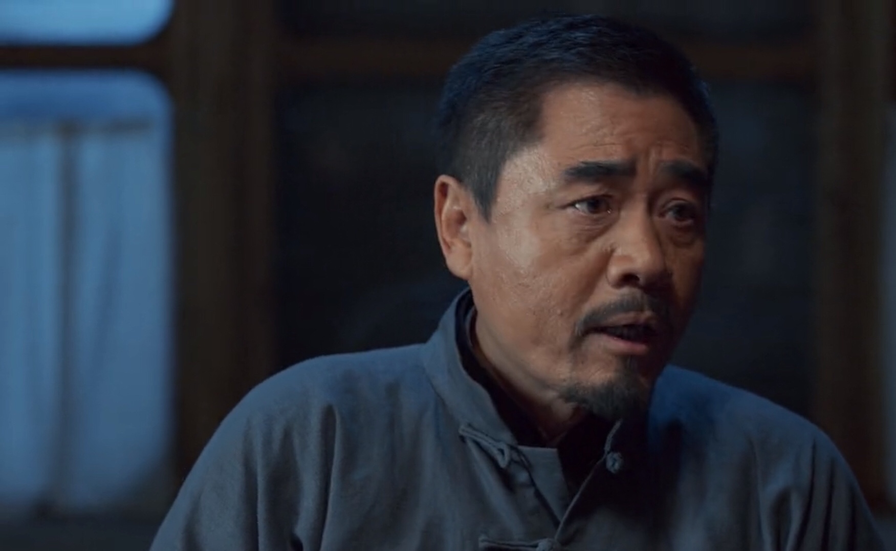 《老酒馆》陈宝国遇麻烦,冯雷被扇耳光,这外卖鼻祖当得窝心!