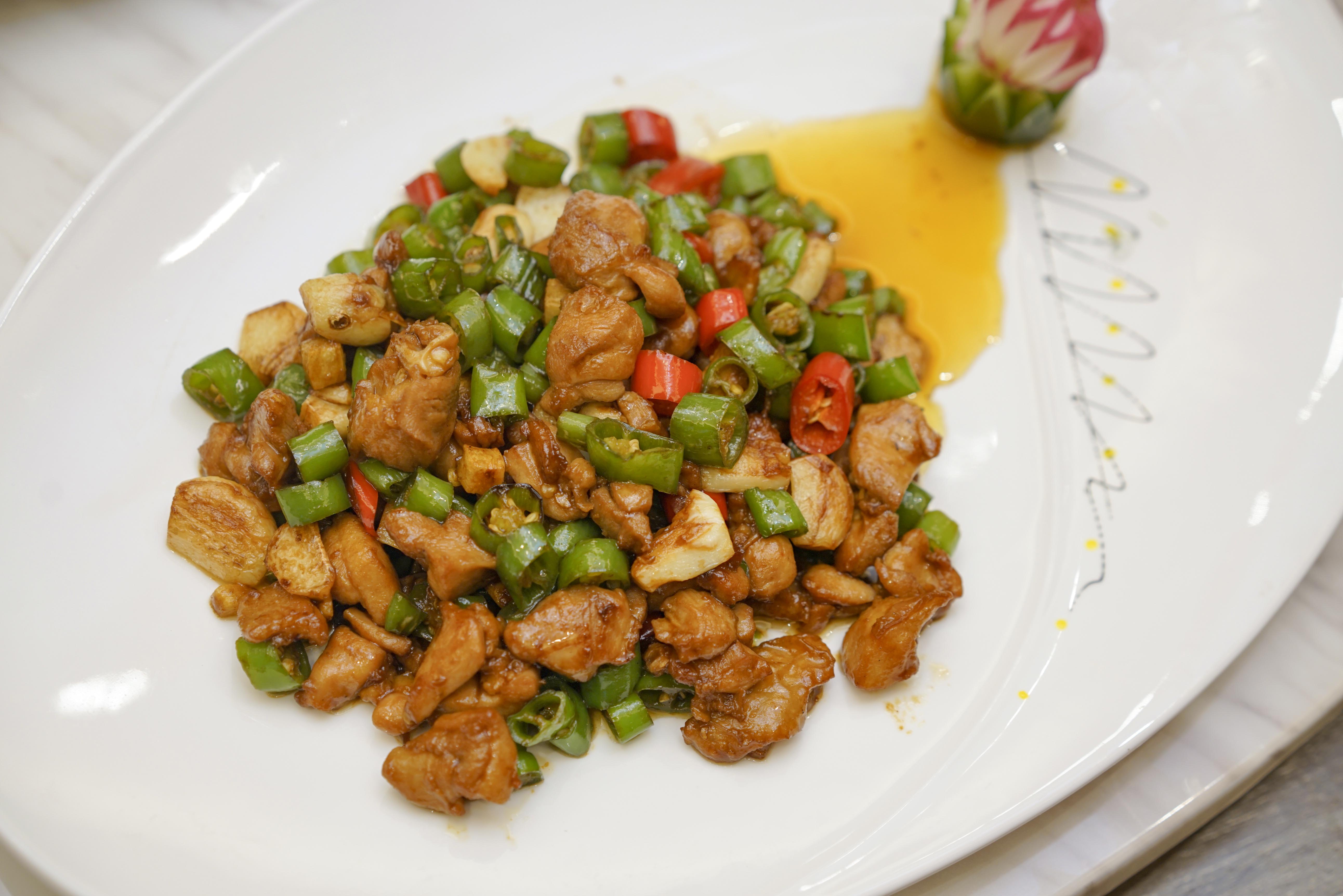 人均50不到,居然能在酒店中餐厅吃到各种菜系地道佳肴_味道