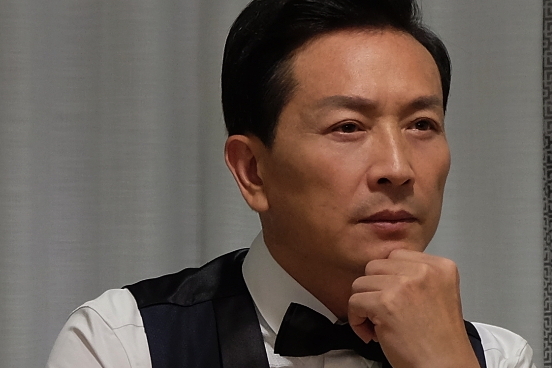 张弓九月你好张弓老师你好