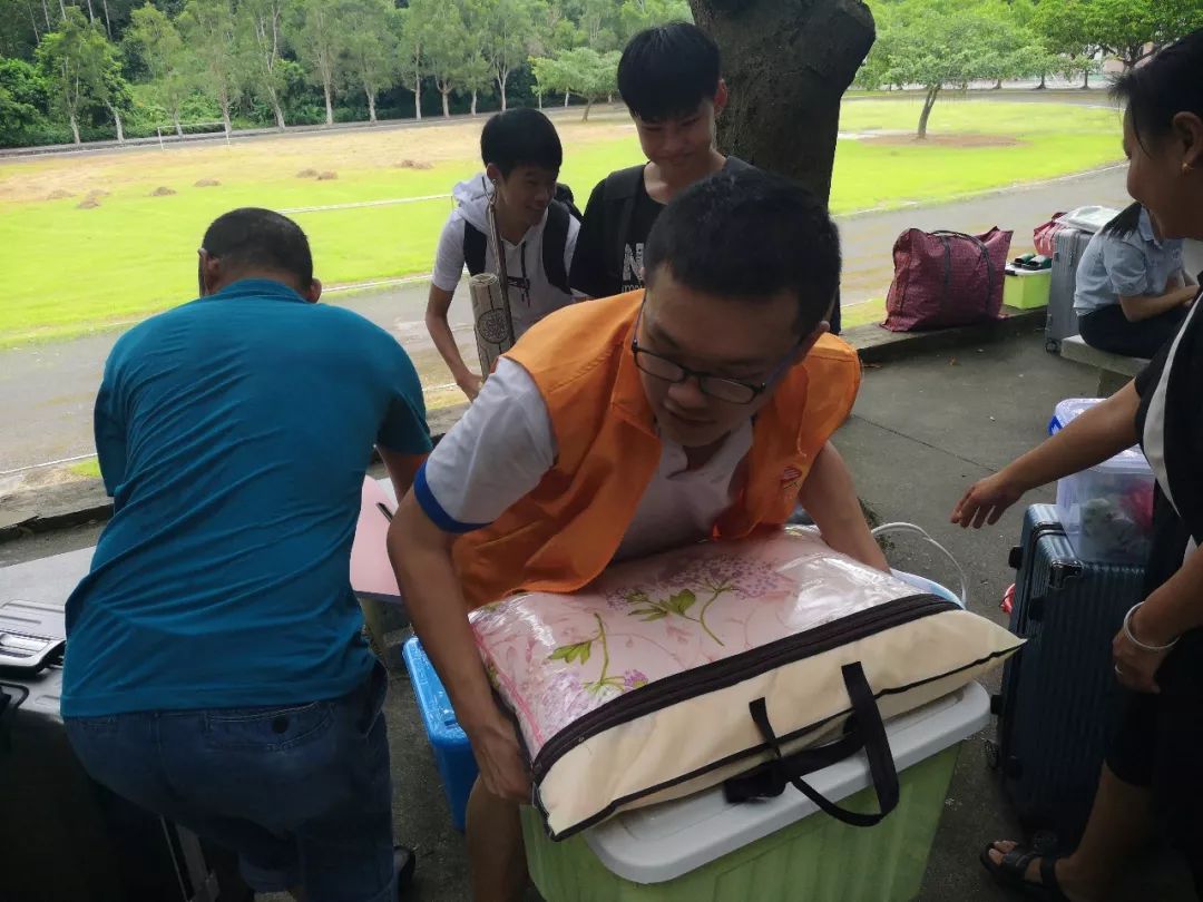开学啦!台山一中大江实验中学迎来七百多名新生