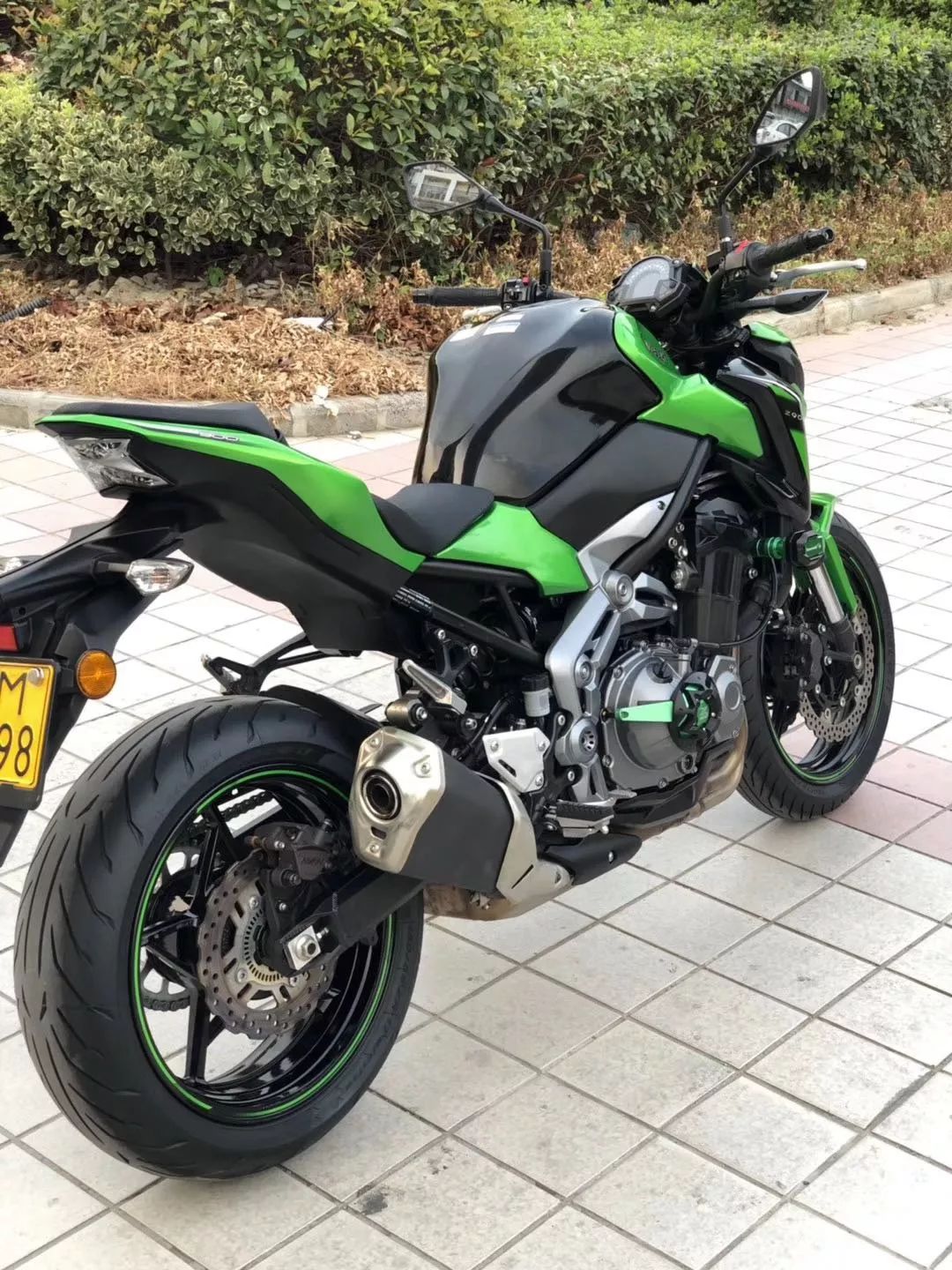 转让泰州大贸川崎z900准新1300公里