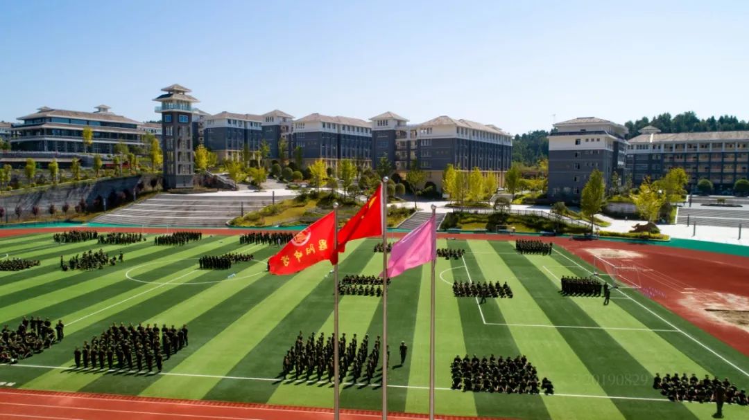 新学期新起点新跨越恩阳中学高2019级军训掠影