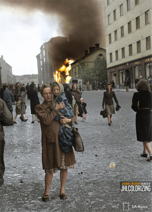 二战彩色老照片:镜头下全盛时期的第三帝国,恶魔旗帜笼罩欧洲