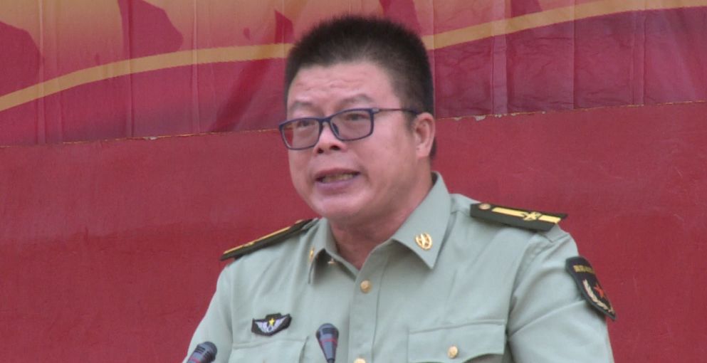 百折前行登高望远新化一中2019级新生军训纪实