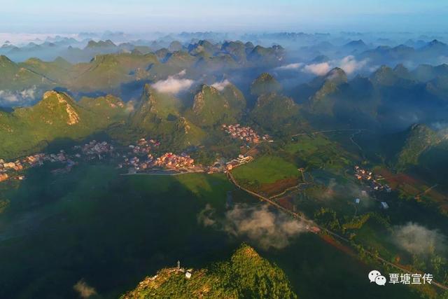 生态新区——龙头山下