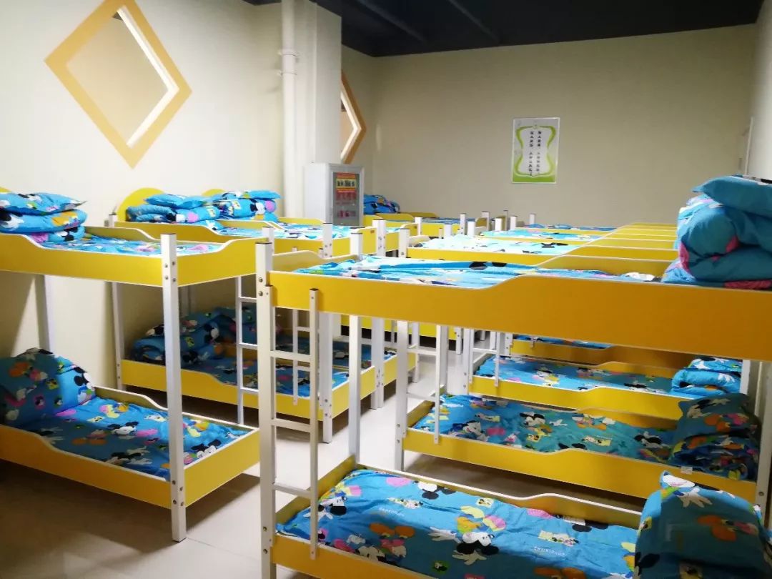 开学季招生季晋级客服专家团队再次出动奔赴全国各地全面帮助加盟校