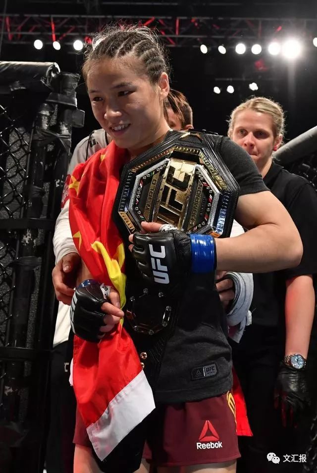 创造历史中国最能打的女人张伟丽不到45秒夺中国首个ufc世界冠军