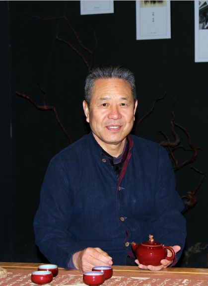 ▌翟群 非物质文化遗产项目钧瓷烧制技艺代表性传承人,中国工艺美术"