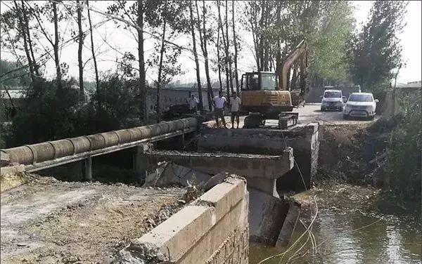 沛县民生工程—农村公路危桥改造工程,终于于近日贯通了朱寨镇陈楼