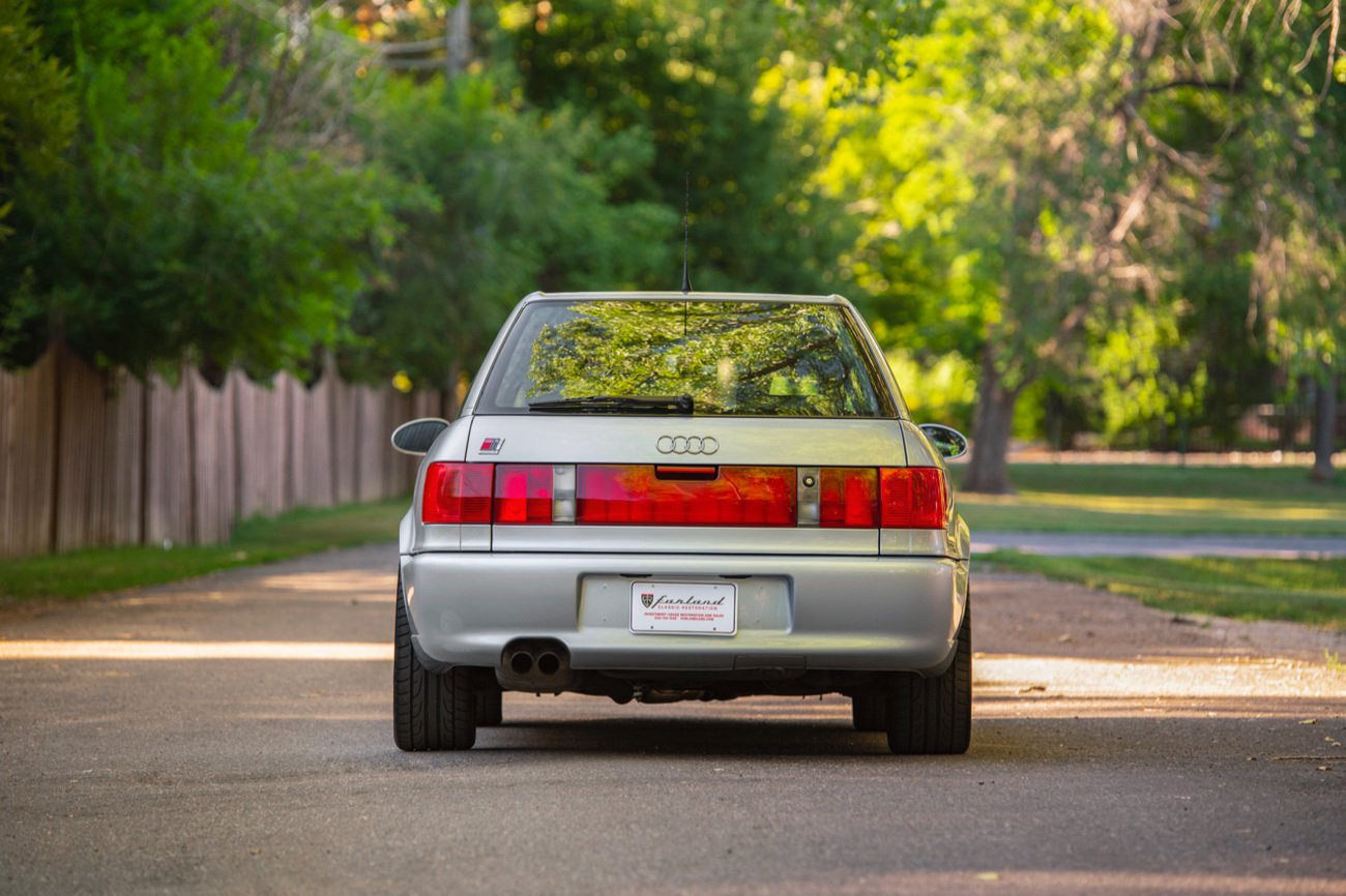 一辆1994年奥迪rs2avantquattro全时四轮驱动三个差速器