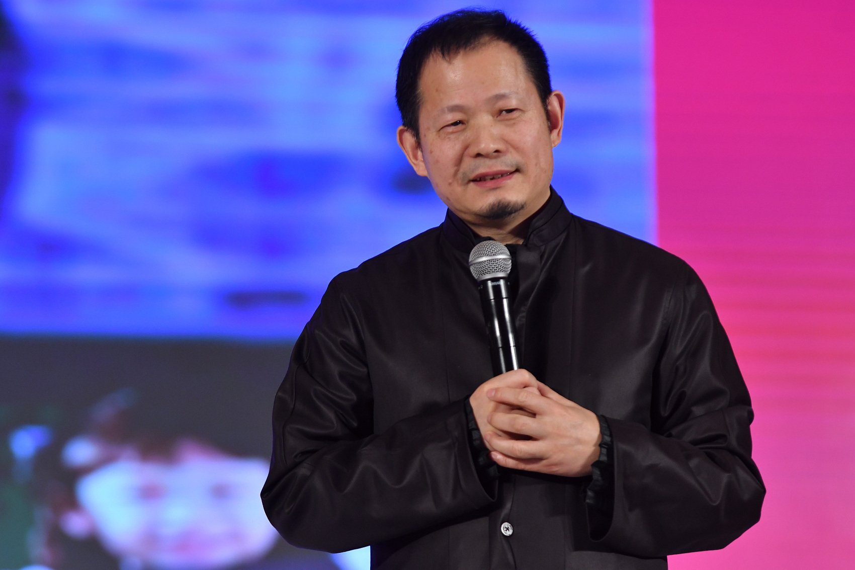 证大系崩盘涉嫌非法吸储上海滩大佬戴志康向警方自首百