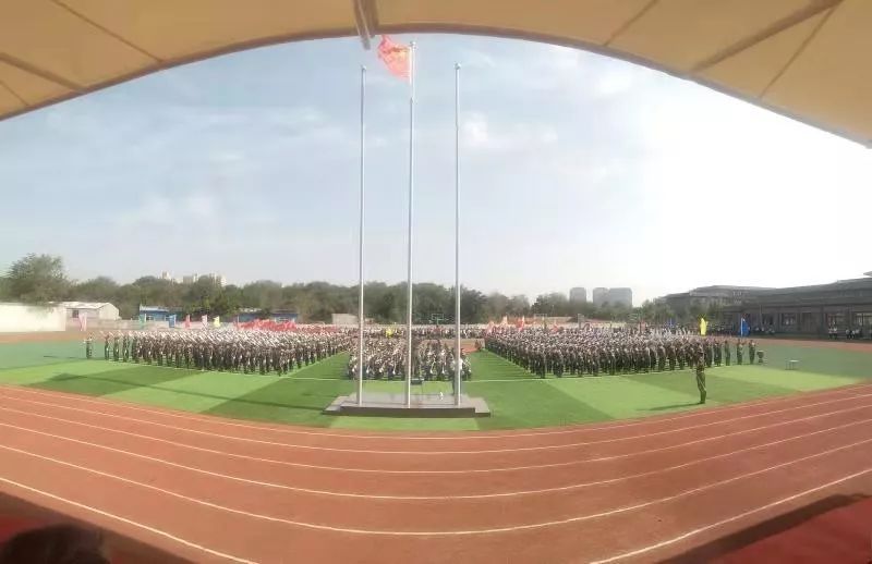 梦想·拼搏·超越 | 可幻双语学校2019年秋新生军训汇报展示